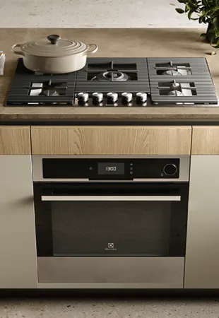 Forno sotto piano di cottura