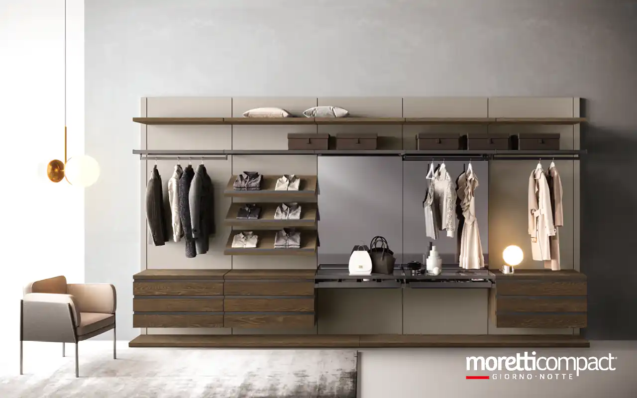 Cabina a cremagliera lineare con specchi