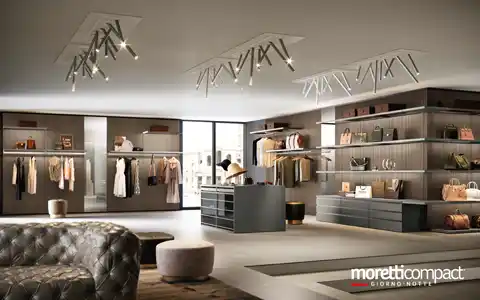 Cabina a cremagliera per boutique