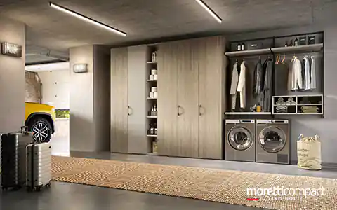 Armadio battente utility con libreria e cabina sospesa